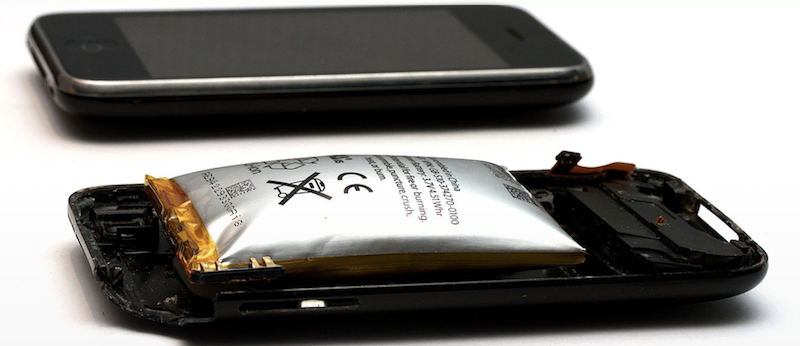 Iphone電池膨脹嚇死人 發生該怎麼辦 Fast維修中心